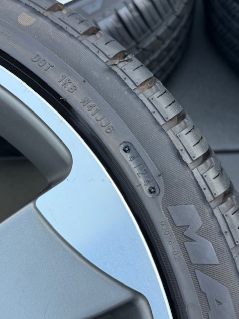 AUDI Q3 RS、A4、A5、A6、A7、A8、Q5、RS4、RS6、S4、S6、TT用純正20インチホイール＆タイヤ 255/35/20 9J+37 PCD112_画像5