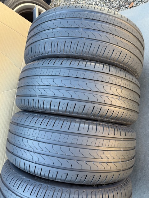 中古タイヤ4本セット 245/45/18 PIRELLI CintuRato P7 中古タイヤ4本セット 245/45/18 PIRELLI CintuRato P7 2023年製_画像3