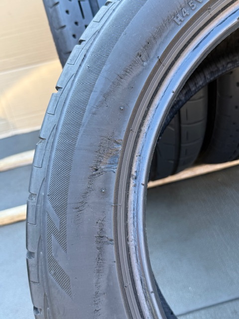 中古タイヤ4本セット 235/50/18 BRIDGESTONE LUFT RV 中古タイヤ4本セット 235/50/18 BRIDGESTONE LUFT RV 2023年製_画像8
