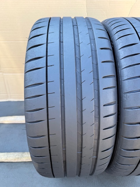 中古タイヤ2本セット245/45/18 ミシュランPILOT SPORT良好な状態のタイヤ 245/45/18 ミシュランPILOT SPORT 4 良好な状態のタイヤ 2022年製_画像10