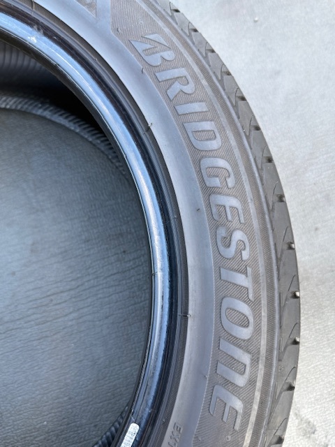 中古タイヤ2本セット 235/50/18 レグノ（ブリヂストン）良好な状態のタイヤ235/50/18 レグノ（ブリヂストン）良好な状態のタイヤ 2021年製_画像6
