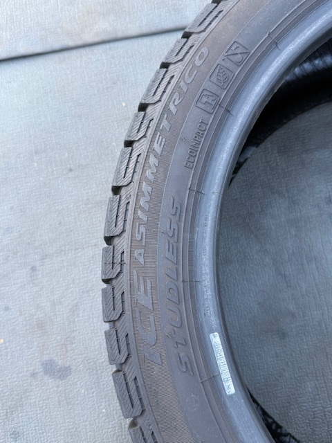 中古タイヤ 245/40/18 スタッドレス 4本セット PIRELLI ICE ASIMMETRICO 良好な状態のタイヤ 2020年製_画像10