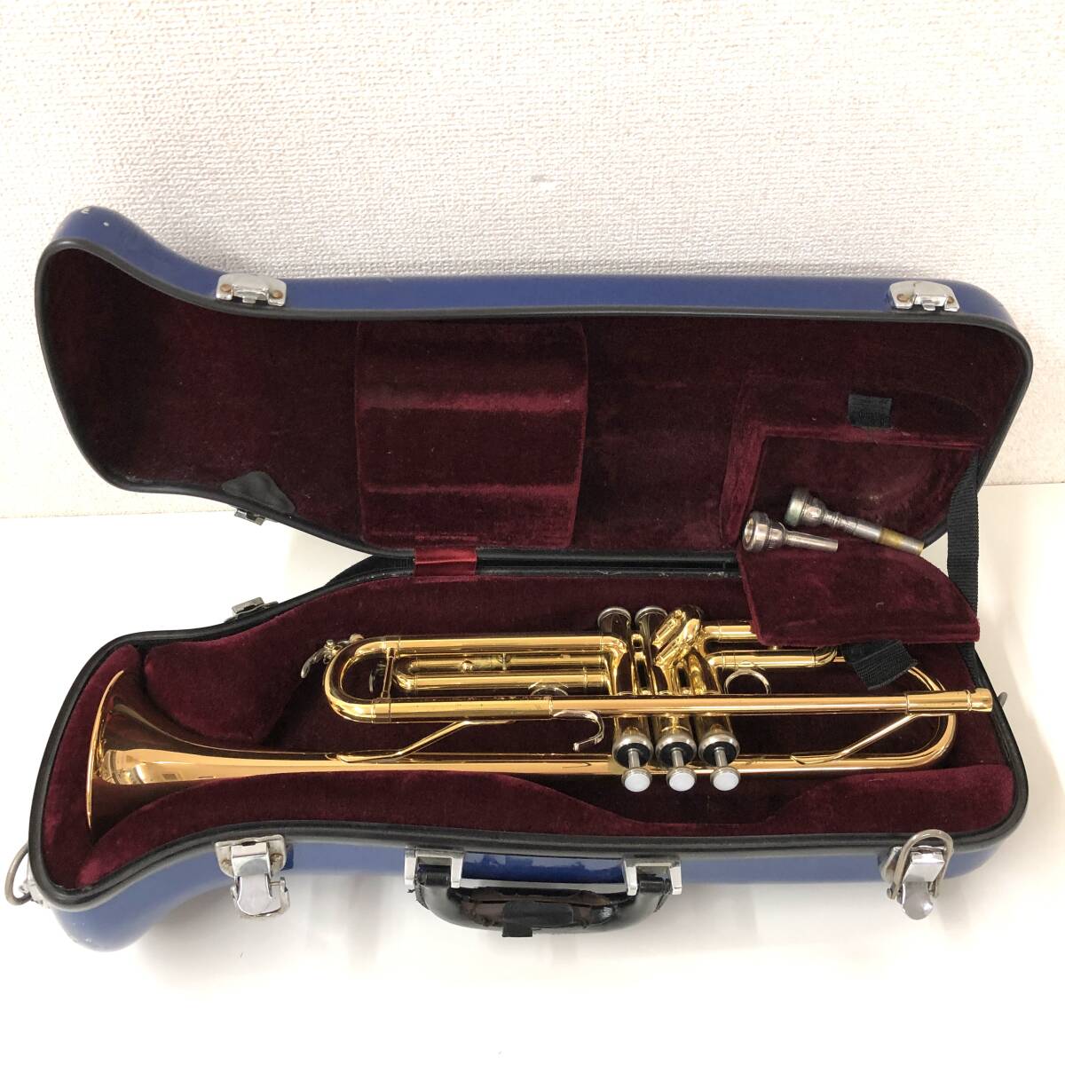 TY2804■【動作未確認】YAMAHA ヤマハ トランペット YTR 4335G C30534 マウスピース 2点 ノースフェイス ハードケース付き 管楽器_画像2