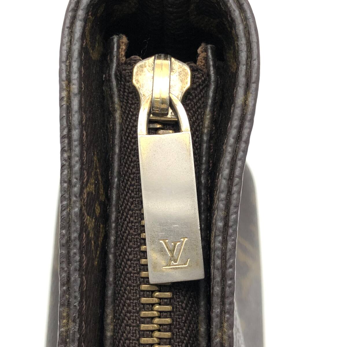 TY2809■LOUIS VUITTON ルイヴィトン モノグラム トロター AR1020 ショルダーバッグ ブラウン ※ショルダー切れ_画像7