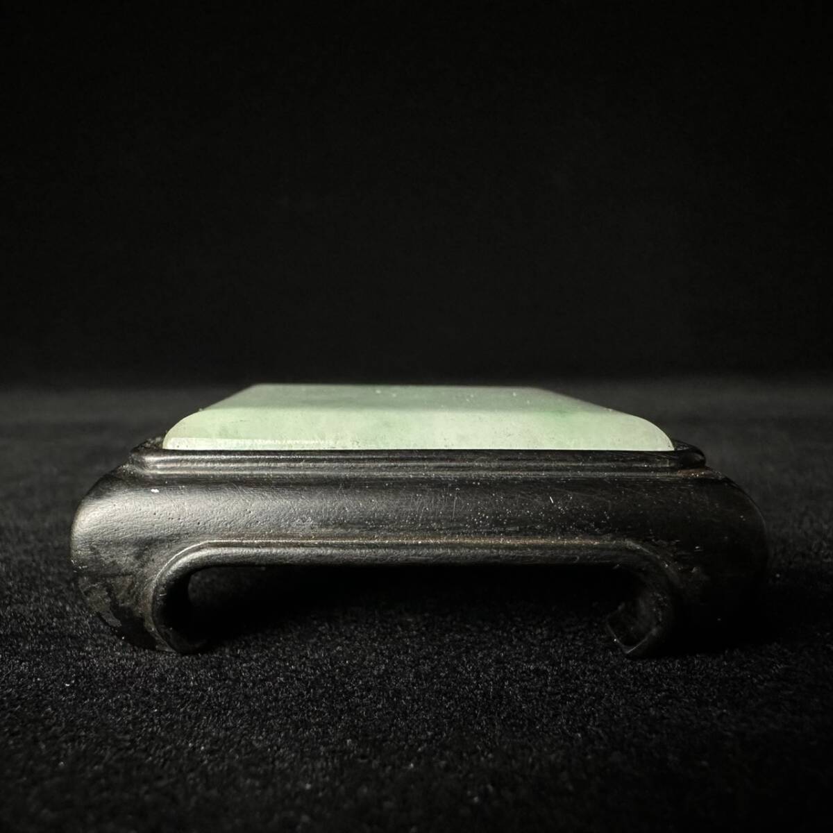 コレクター買取品 翡翠 天然石 墨床 墨台 文房具 書道具 唐物 原石 中国古玩 飾物 置物 時代物_画像4