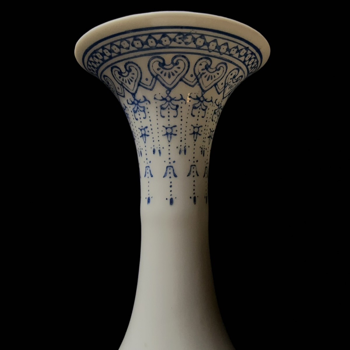 コレクター買取品 中国景德鎮名家 循明刻 頼徳全設計釉上彩山水風景薄胎 花瓶 景徳鎮製 中国古玩_画像9