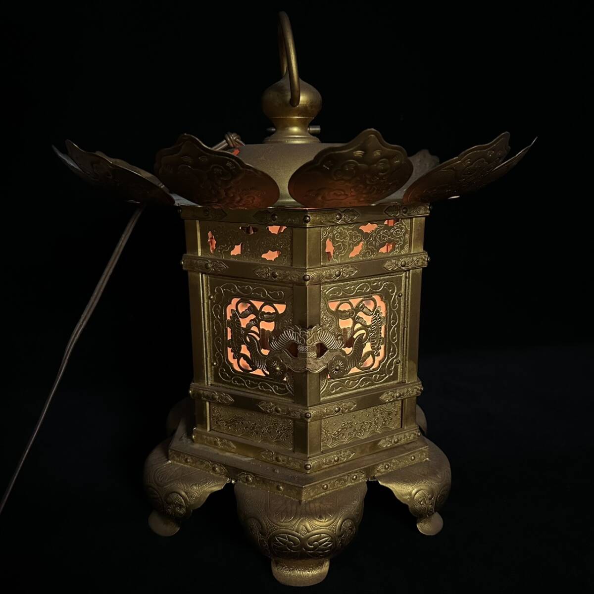  collector покупка товар буддизм изобразительное искусство шестиугольник ... грузоподъемность лампа . рыболовный лампа . лампа . предметы для домашнего буддийского алтаря домашний алтарь обрядовые предметы металлические изделия орнамент предмет украшение времена предмет рабочее состояние подтверждено ①