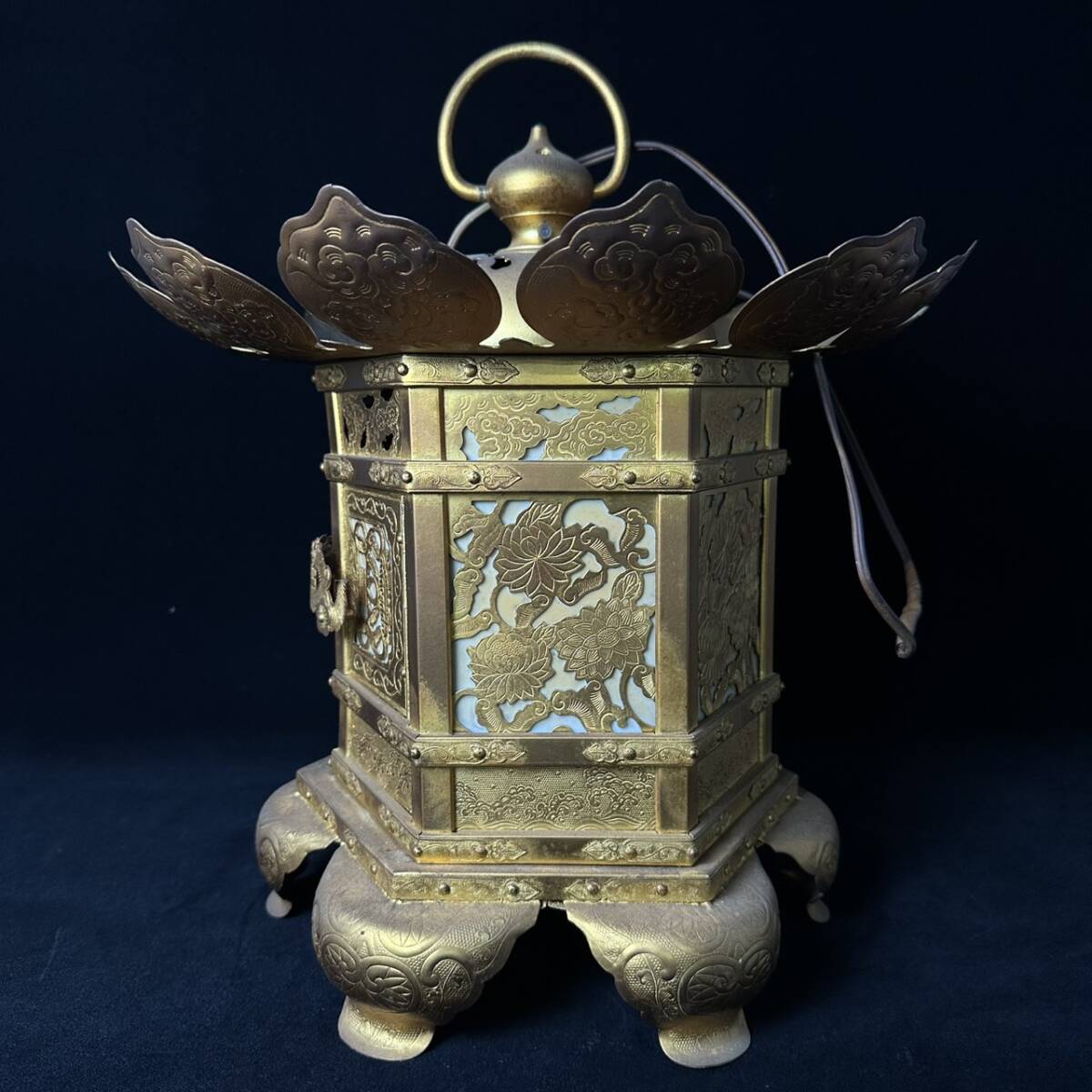  collector покупка товар буддизм изобразительное искусство шестиугольник ... грузоподъемность лампа . рыболовный лампа . лампа . предметы для домашнего буддийского алтаря домашний алтарь обрядовые предметы металлические изделия орнамент предмет украшение времена предмет рабочее состояние подтверждено ①