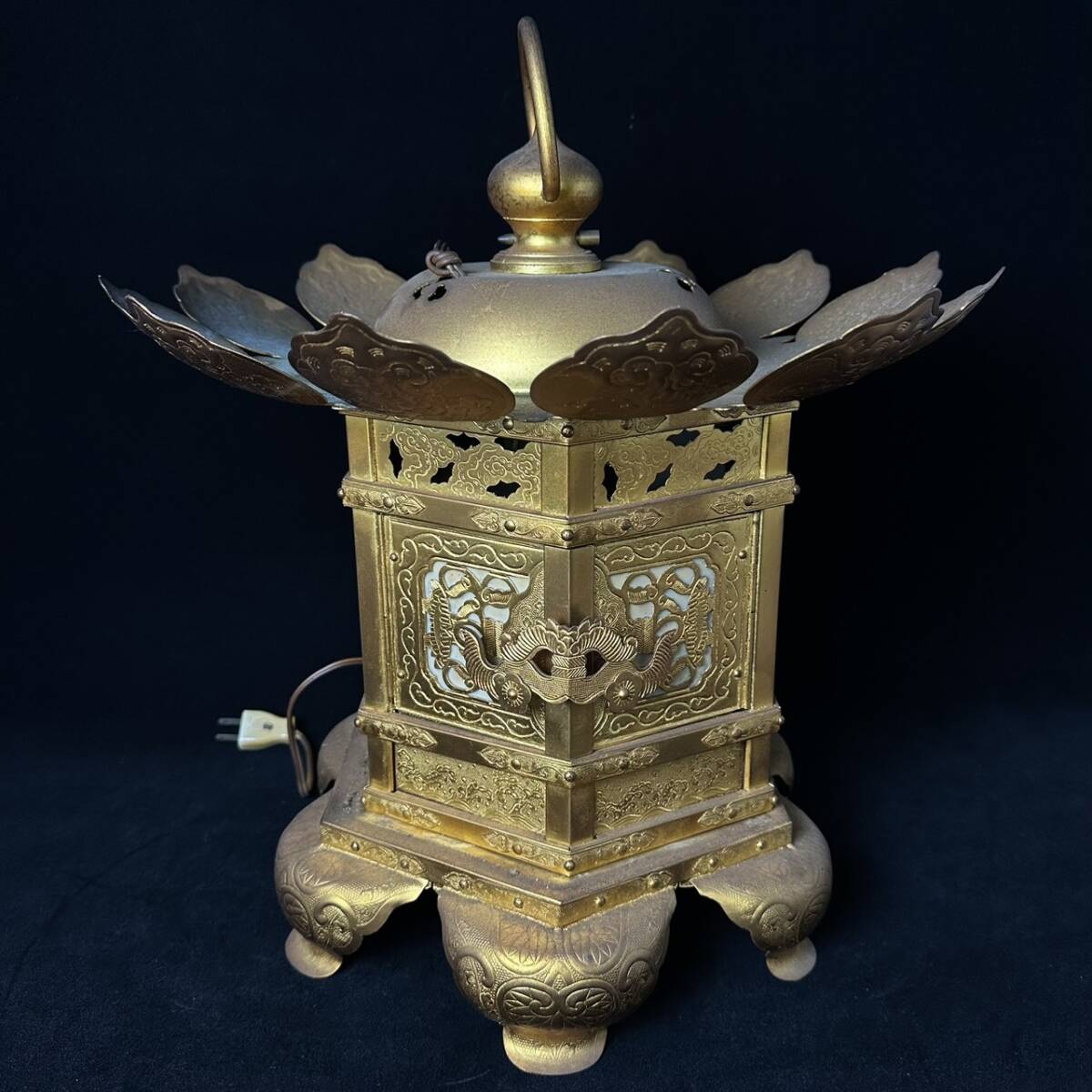  collector покупка товар буддизм изобразительное искусство шестиугольник ... грузоподъемность лампа . рыболовный лампа . лампа . предметы для домашнего буддийского алтаря домашний алтарь обрядовые предметы металлические изделия орнамент предмет украшение времена предмет рабочее состояние подтверждено ①