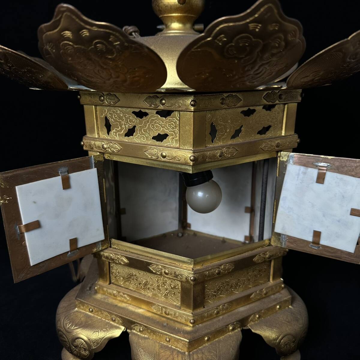  collector покупка товар буддизм изобразительное искусство шестиугольник ... грузоподъемность лампа . рыболовный лампа . лампа . предметы для домашнего буддийского алтаря домашний алтарь обрядовые предметы металлические изделия орнамент предмет украшение времена предмет рабочее состояние подтверждено ①