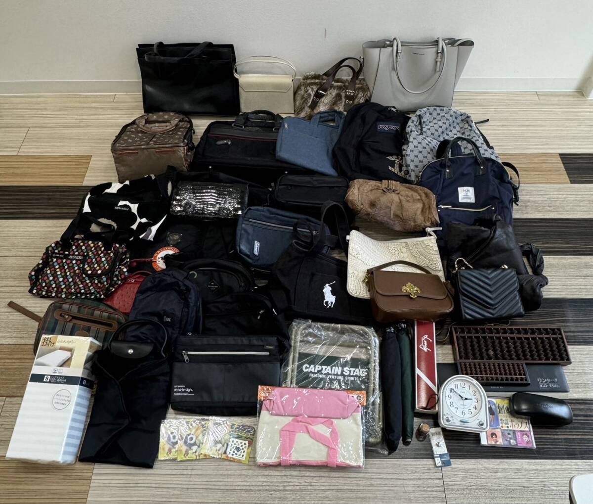 【OM0610】1円スタート バッグ大量おまとめ ビジネスバッグ ハンドバッグ ショルダーバッグ トートバッグ リュック そろばん ふとんカバー_画像1