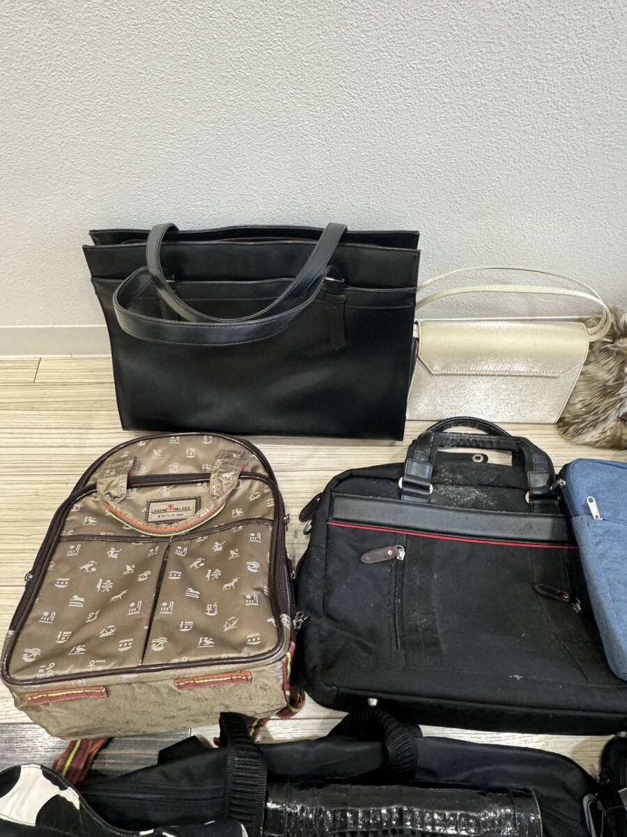 【OM0610】1円スタート バッグ大量おまとめ ビジネスバッグ ハンドバッグ ショルダーバッグ トートバッグ リュック そろばん ふとんカバー_画像2