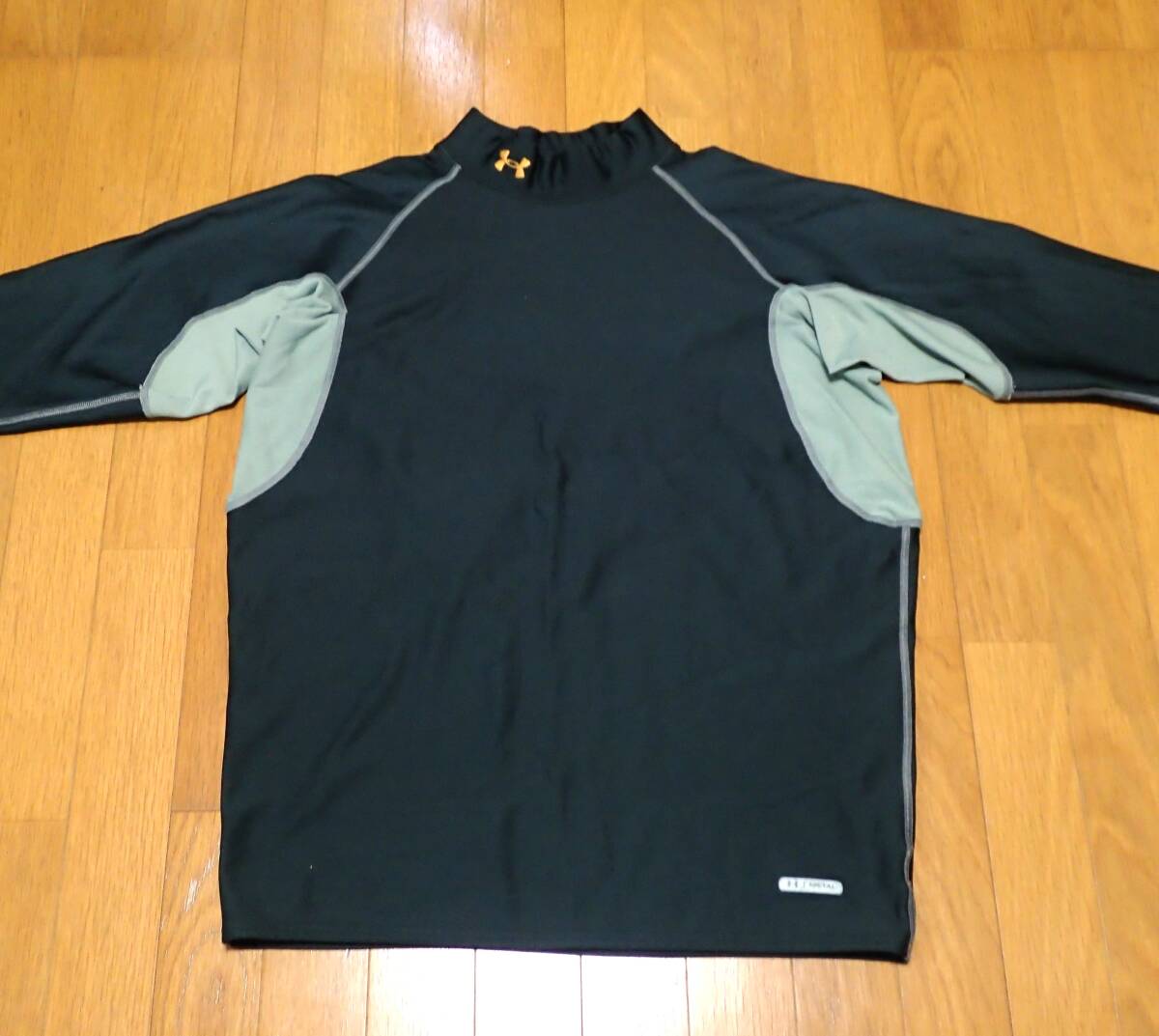 ☆UNDER ARMOUR ☆アンダーアーマー ☆スポーツウエア ☆秋冬用 ☆ラグラン袖 ☆モックネックプルオーバー ☆グリーン ☆大寸☆3XL _画像6