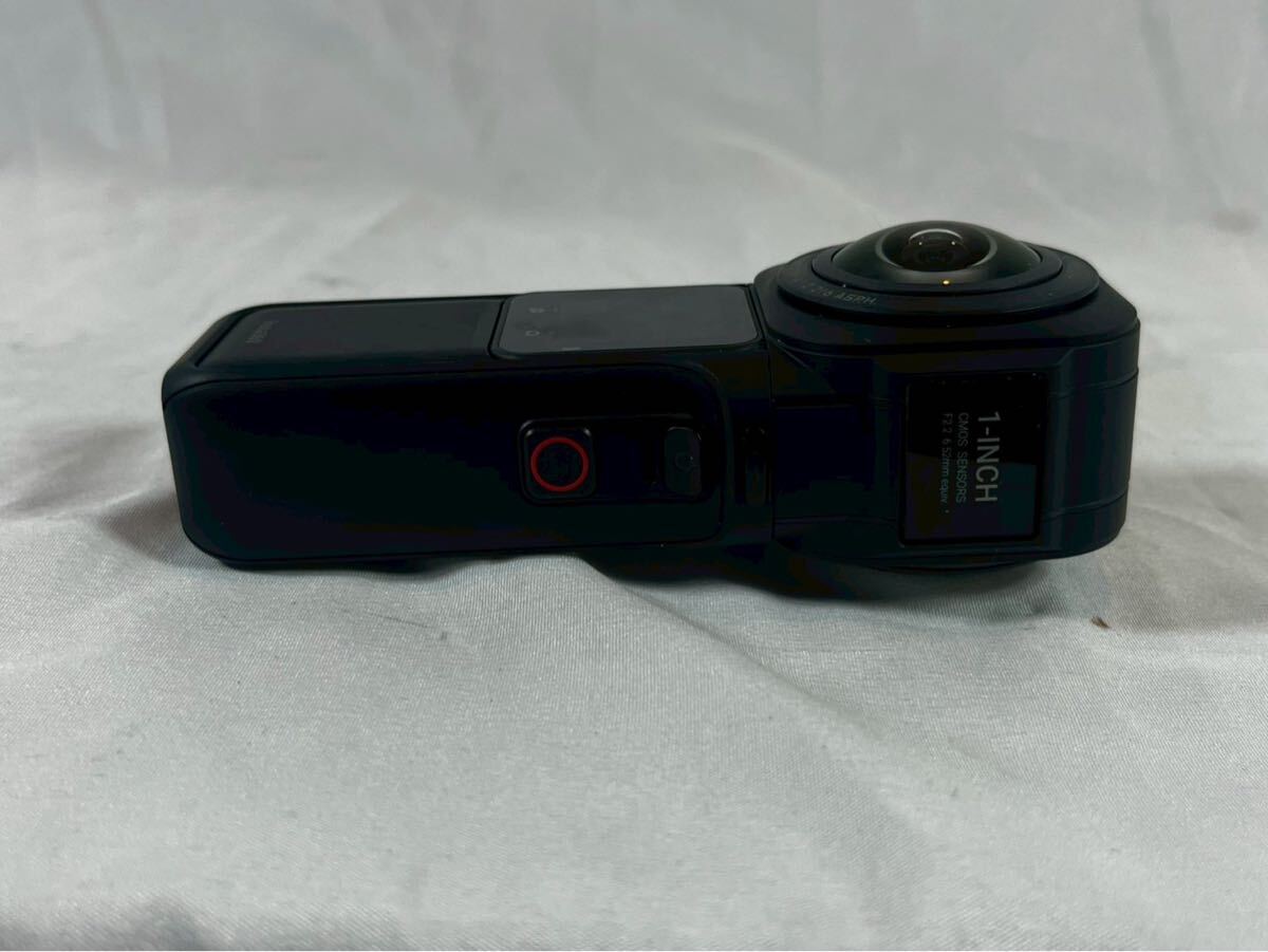 ① Insta360 ONE RS 1-INCH 360 EDITION 360*C камера