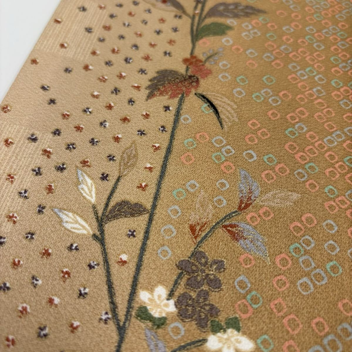 小紋 正絹 裄66 縦に美しい花染め着物 F-821_画像1