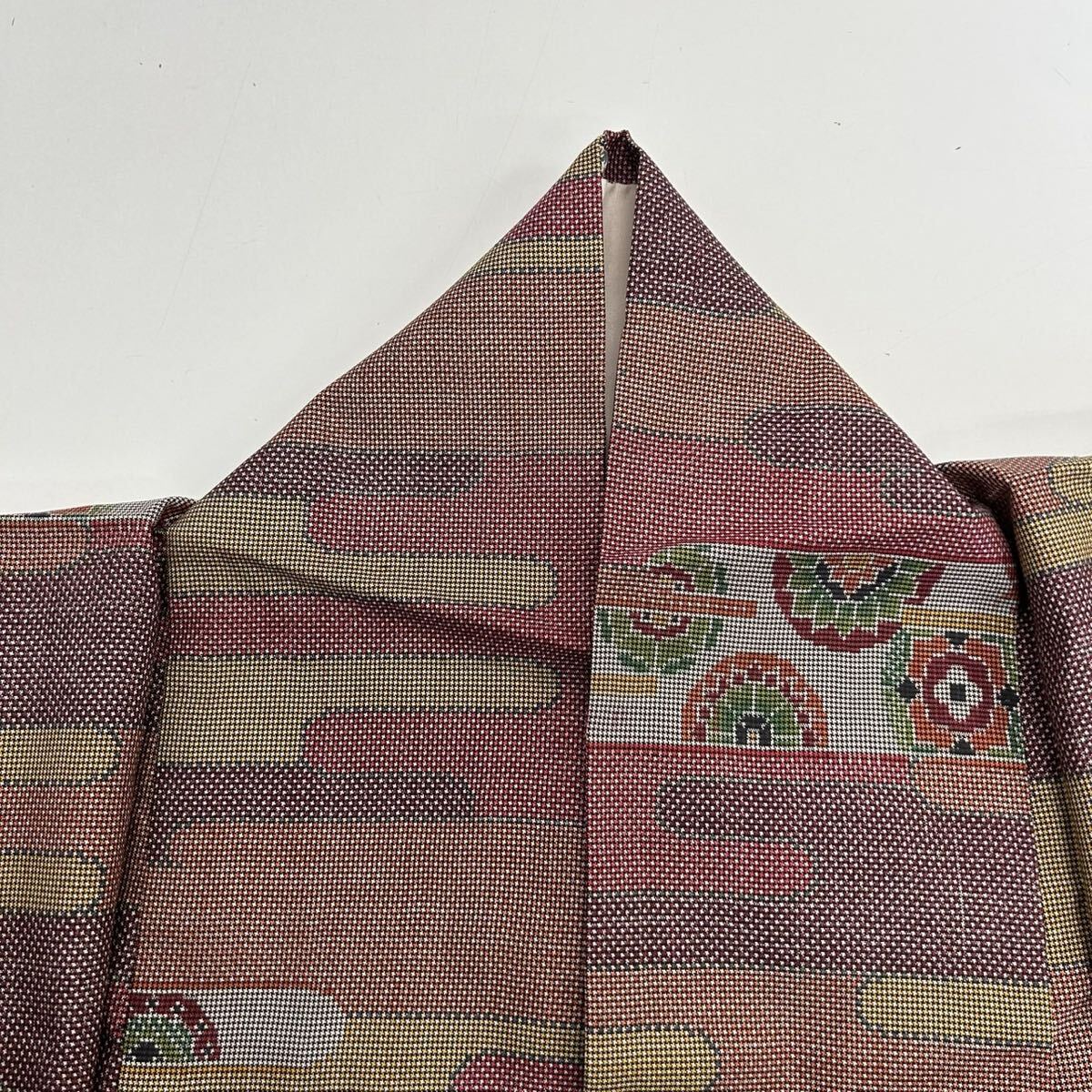 本場大島紬 正絹 霞に美しい花 絣柄 着物 F-1148の画像4