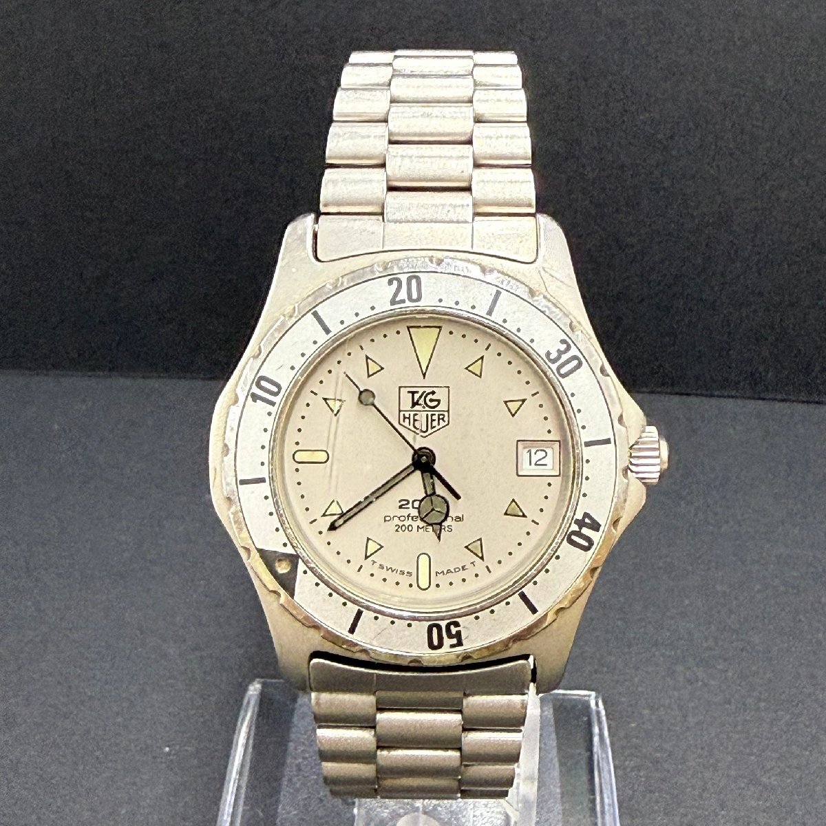 NT61 TAGHEUER タグ・ホイヤー2000 972.006 腕時計 クオーツ 不動 現状渡し 中古 ジャンク品_画像2