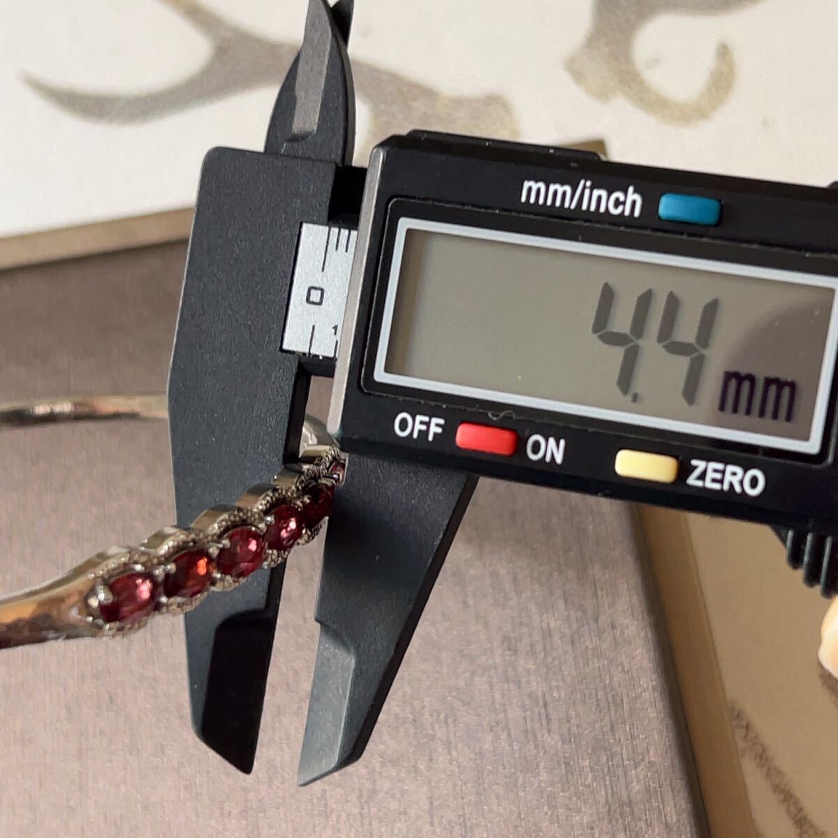 ◇ガーネット(柘榴石)◇バングル◇パワーストーン◇天然石◇巾着袋付き◇プレゼントにも 041G112015_画像5