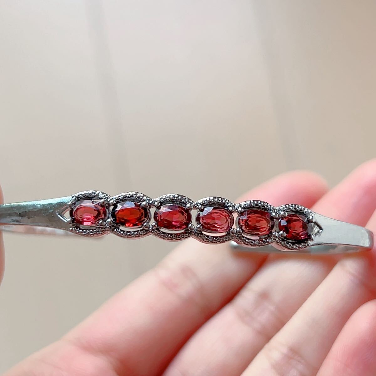 ◇ガーネット(柘榴石)◇バングル◇パワーストーン◇天然石◇巾着袋付き◇プレゼントにも 041G112015_画像6