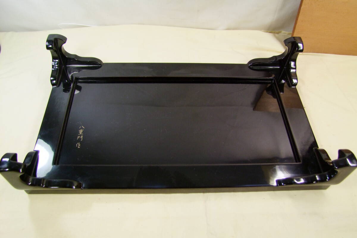 輪島塗　八重門作　卓　飾台　共箱・共布_画像5