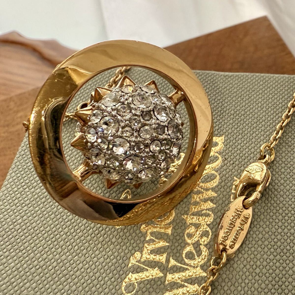  очень редкий 3D/Viviennewestwood заклепки / маленький o-b колье 