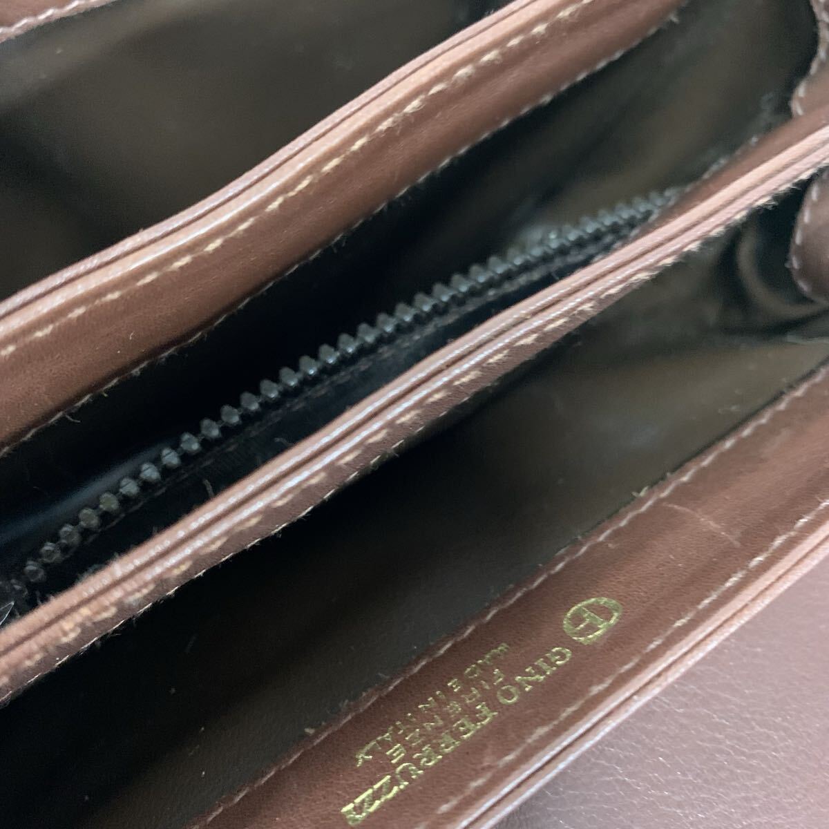 ヴィンテージ GINO FERRUZZI ジーノフェルッチ レザー ショルダーバッグ 斜め掛け ショルダー バッグ 鞄 現状品 カ15_画像4