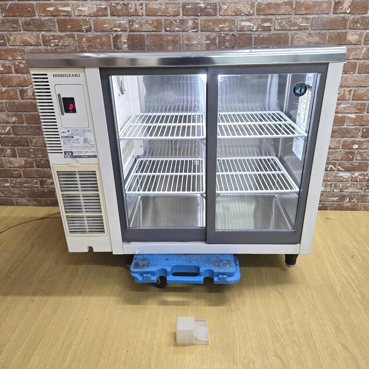 ★☆*5j086 HOSHIZAKI ホシザキ 台下冷蔵ショーケース RTS-90STB2 業務用スライドドア 幅90cm 奥行45cm コールドテーブル 動作保証品♪☆★_画像1