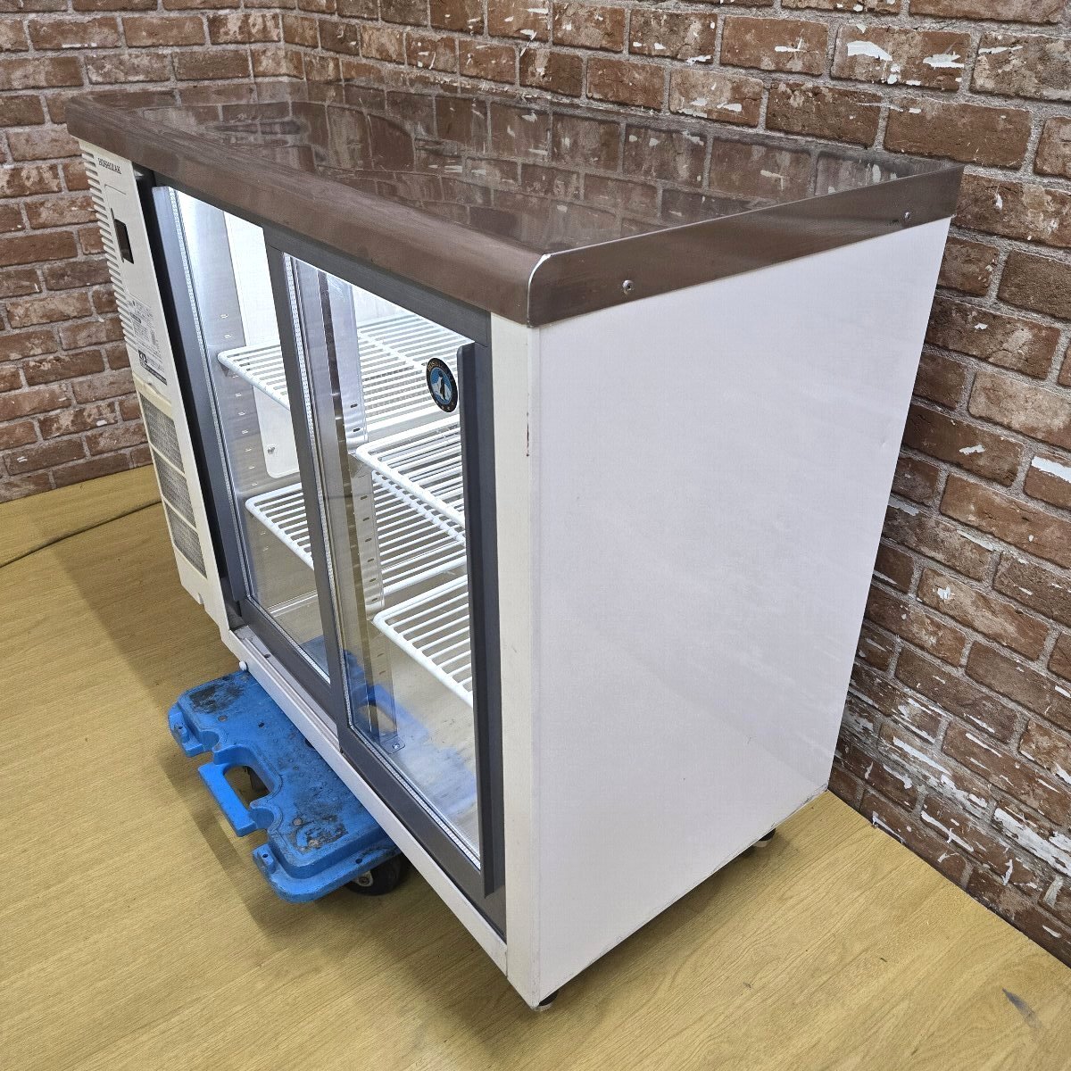 ★☆*5j086 HOSHIZAKI ホシザキ 台下冷蔵ショーケース RTS-90STB2 業務用スライドドア 幅90cm 奥行45cm コールドテーブル 動作保証品♪☆★_画像3