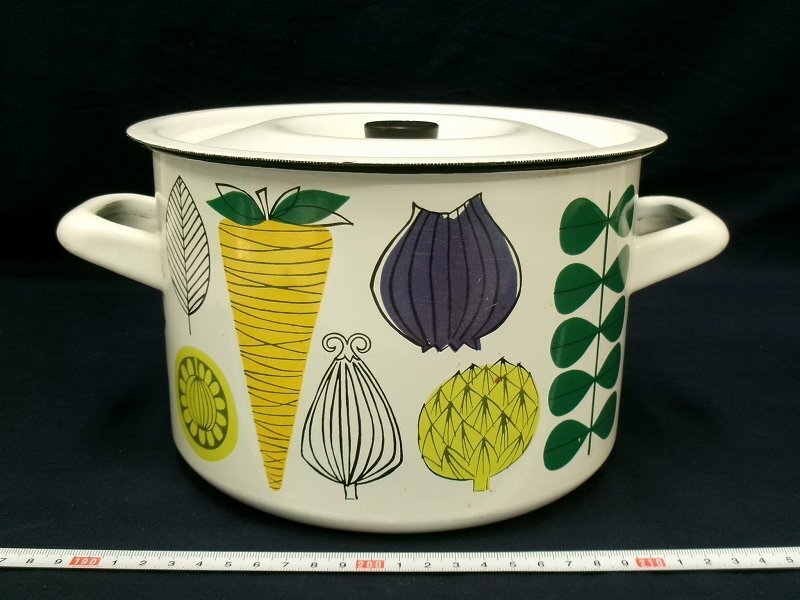 P6875 ホーロー 野菜文様 蓋付 両手鍋 ホーロー鍋 調理鍋 レトロ 1.98ｋｇ_画像1