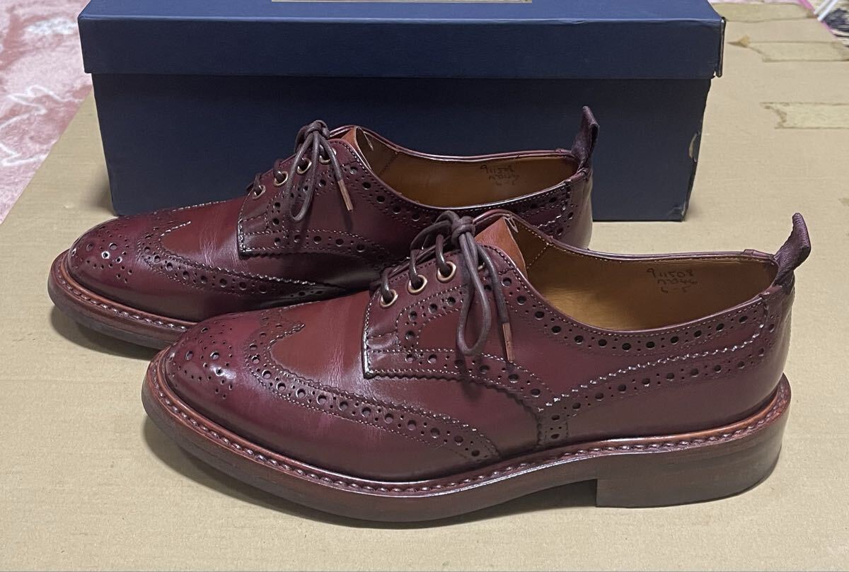 トリッカーズ バートン ウィングチップ　革靴　バーガンディ　サイズ6 25cm 送料込み_画像5