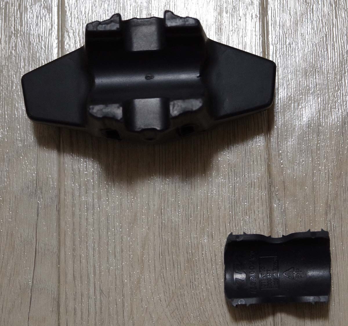 KTM ハンドルバーパッド 77202002144_画像3