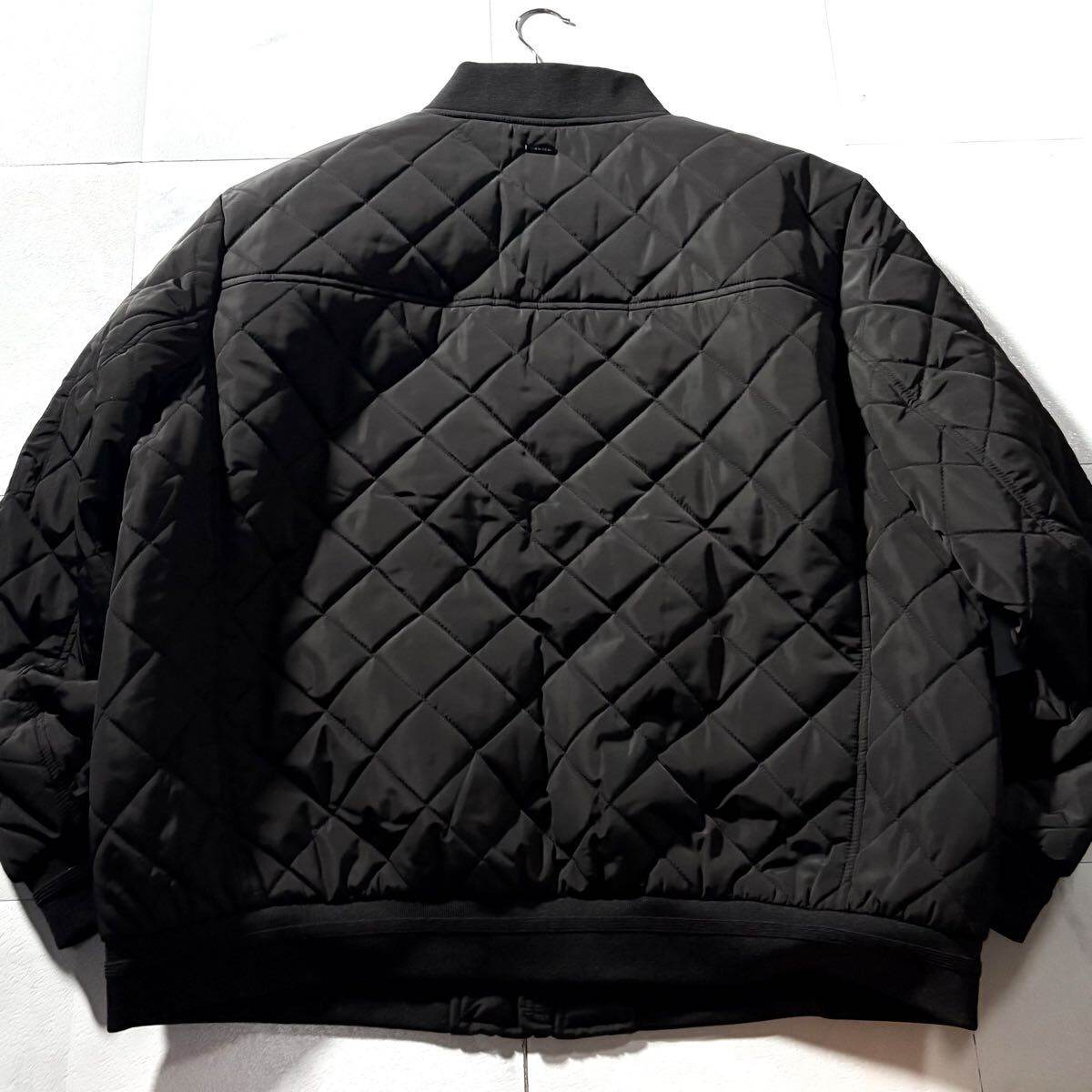 未使用級/XLサイズ位●カルバンクライン フライトジャケット ボンバー MA-1 Calvin Klein 中綿 キルティング ロゴチャーム ロゴ金具 洗濯◎_画像9