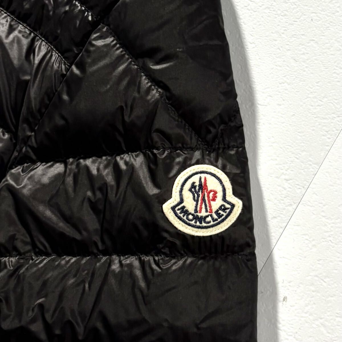 未使用級/Lサイズ●24年製 MONCLER モンクレール ダウンジャケット ダニエル DANIEL ライトアウター ダブルジップ 肩ロゴワッペン 黒 3_画像4