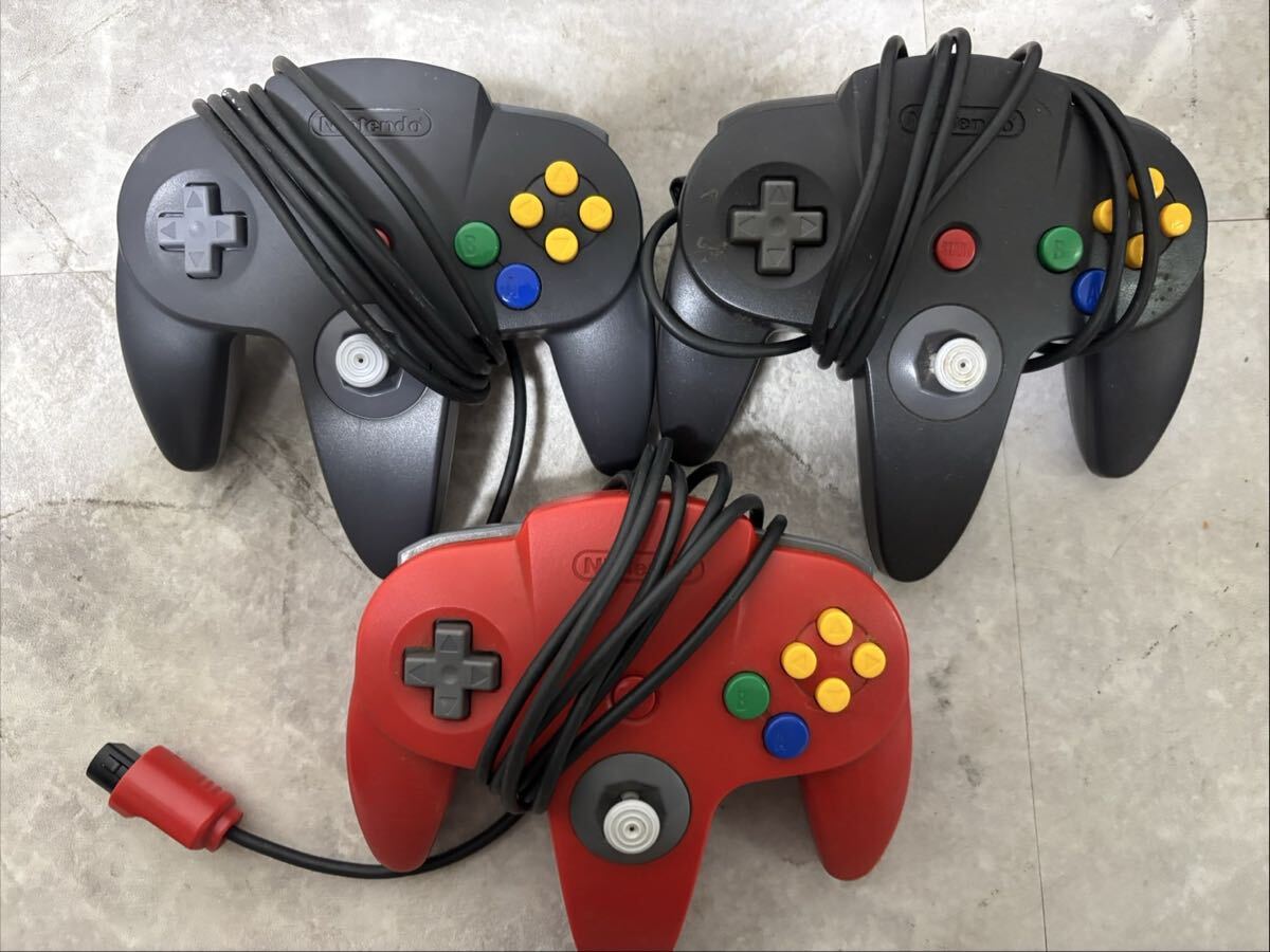 任天堂 Nintendo ニンテンドー64 N64 NUS-001 本体 コントローラー アダプタ ケーブル メモリー拡張パック　2台まとめて　本体通電確認済　_画像2