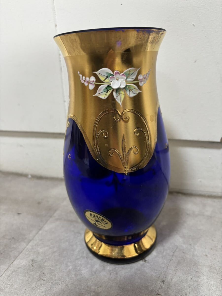 BOHEMIA/ボヘミアガラス 花瓶/ブルー/金彩/花柄/ハンドペイント/花器/フラワーベース　目立った傷、汚れなし　80サイズ_画像4
