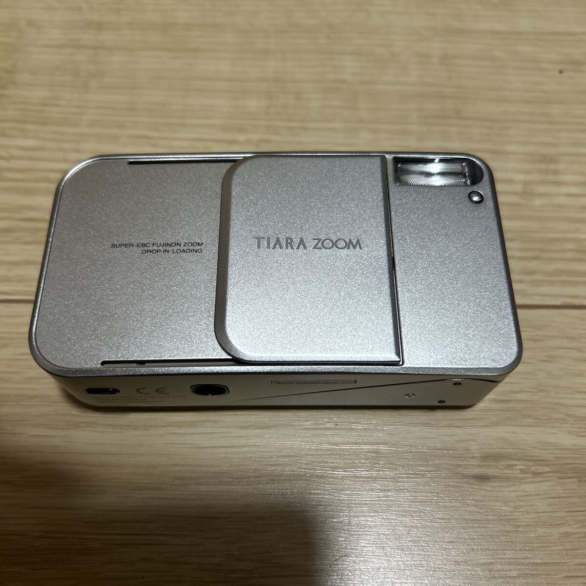 FUJIFILM TIARA ZOOM ティアラ コンパクトフィルムカメラ_画像1