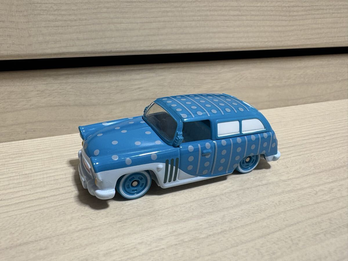 トミカ ディズニー モータース ラグーンワゴン デスティニー 中国製 絶版 特別仕様車 ファインディング ドリー_画像2