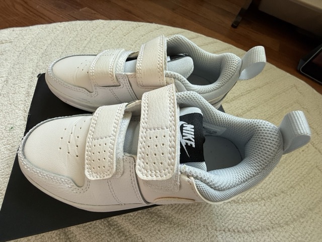 美品　Nike JORDAN LEGACY 312 LOW (TD)　CD9056-116 サイズ１６cm_画像1