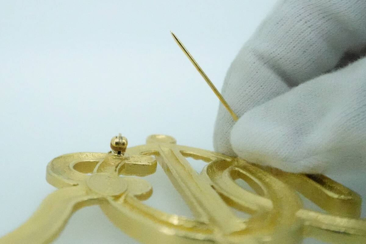  брошь Stone Gold Christian Dior Christian Dior аксессуары бренд товар Gold золотой оборудование орнамент мелкие вещи 