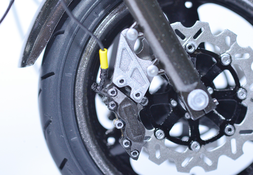 1/12　ブレーキホースバンジョー（エルボー、ストレート)、ニップル、カシメ継手セット　3Dプリンタ出力未塗装キット　ディティールアップ_画像4