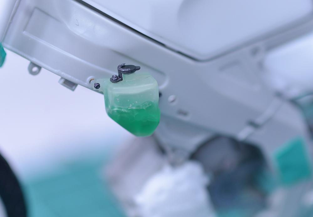 1/12　TZR250(3MA)用リザーブタンクセット(２stオイル、クーラント、ブレーキ)　3Dプリンタ出力未塗装キット　ディティールアップ　_画像5