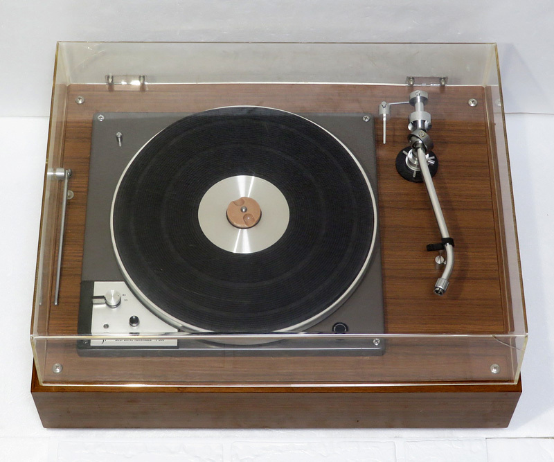 【中古現状品】JP / 日本フォノモーター:ベルトドライブ ターンテーブル T-500 グレース G-545? トーンアーム・キャビネット付き_画像2