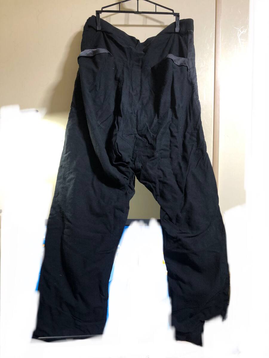 【未使用・希少】元バックラッシュ　Dhyana ディアーナ パンツ　ルーズシルエット　サルエル　黒　サイドライン　シルク_画像3