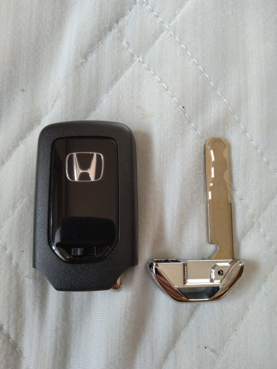★ホンダ ４ボタンキーレス　007-AA0102★_画像4