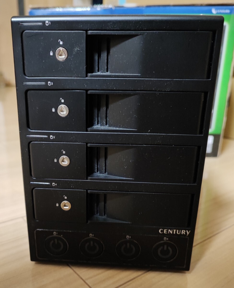 センチュリー 裸族の4in1ルーム CRPR35E4U3IS HDD 4台 外付けケース eSATA接続_画像2
