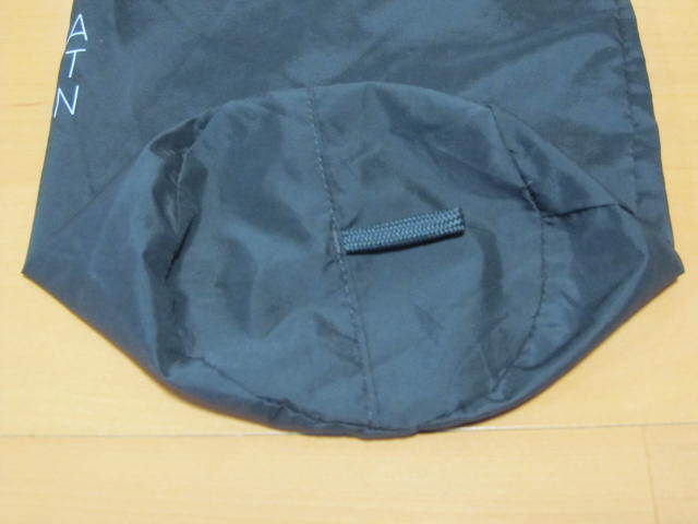 ★送料無料★ UNIQLO ウルトラライトダウン 収納袋 袋 ダークグリン_画像6