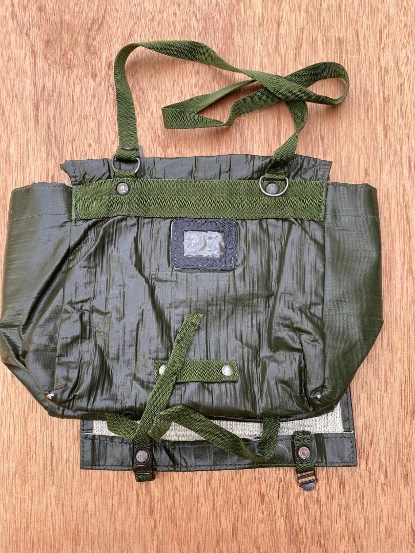 USED チェコ軍 ミリタリーバッグ サイドバッグ M-85 ストラップ付_画像4