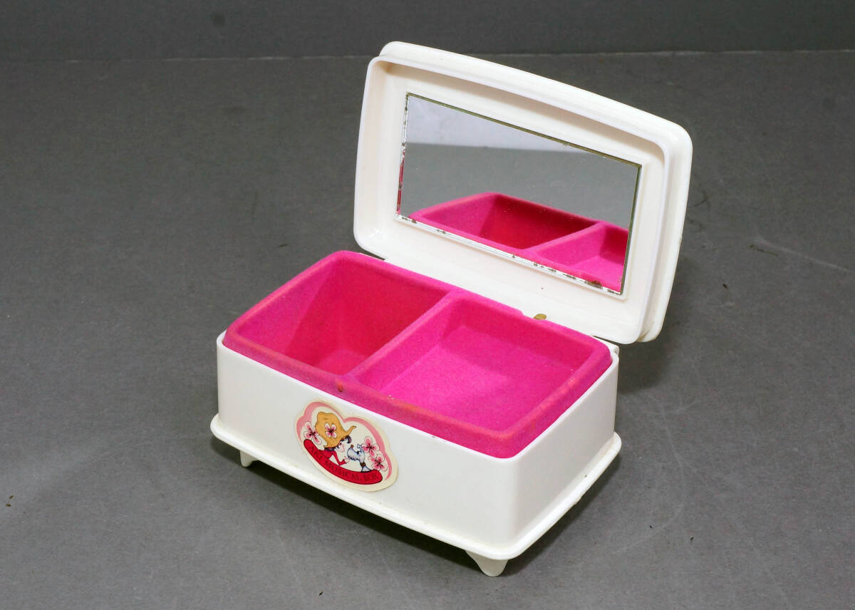  Showa Retro LADY MATE ROBIN музыкальная шкатулка имеется jue Reebok sAKI MUSICAL BOX