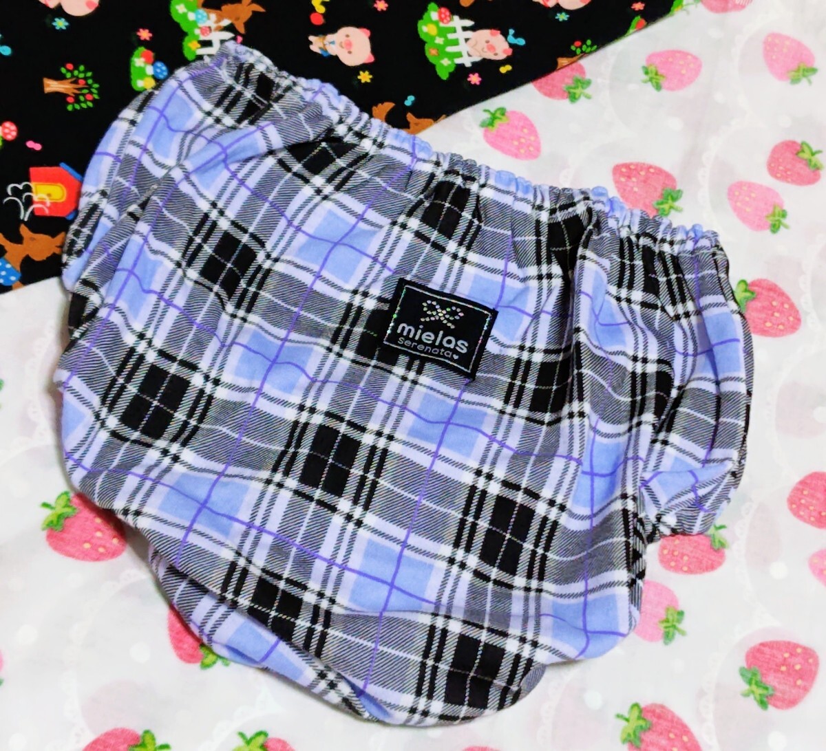 ☆新品★K6737★ ジュニア　総柄　プリント ショーツ　= 165_画像4