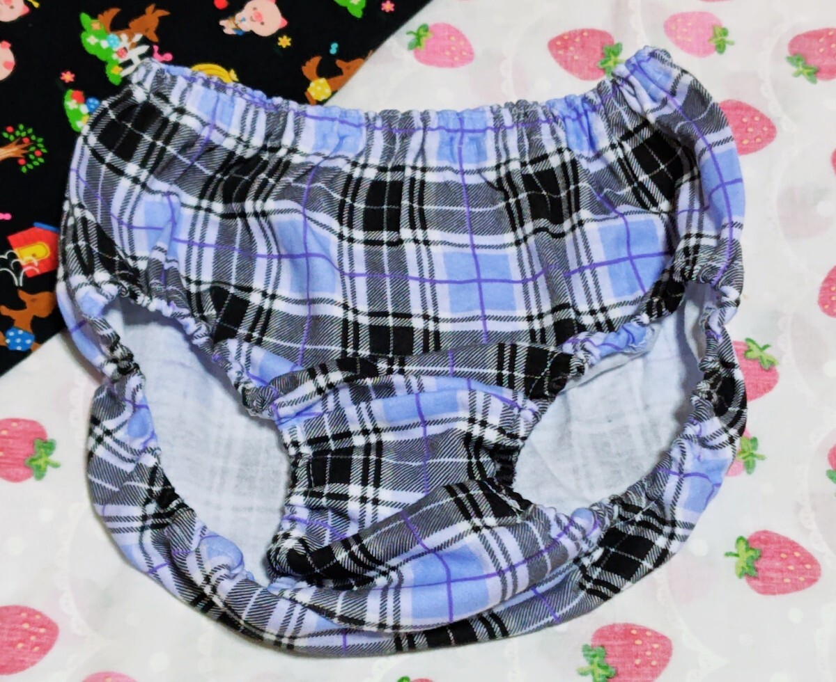 ☆新品★K6737★ ジュニア　総柄　プリント ショーツ　= 165_画像3